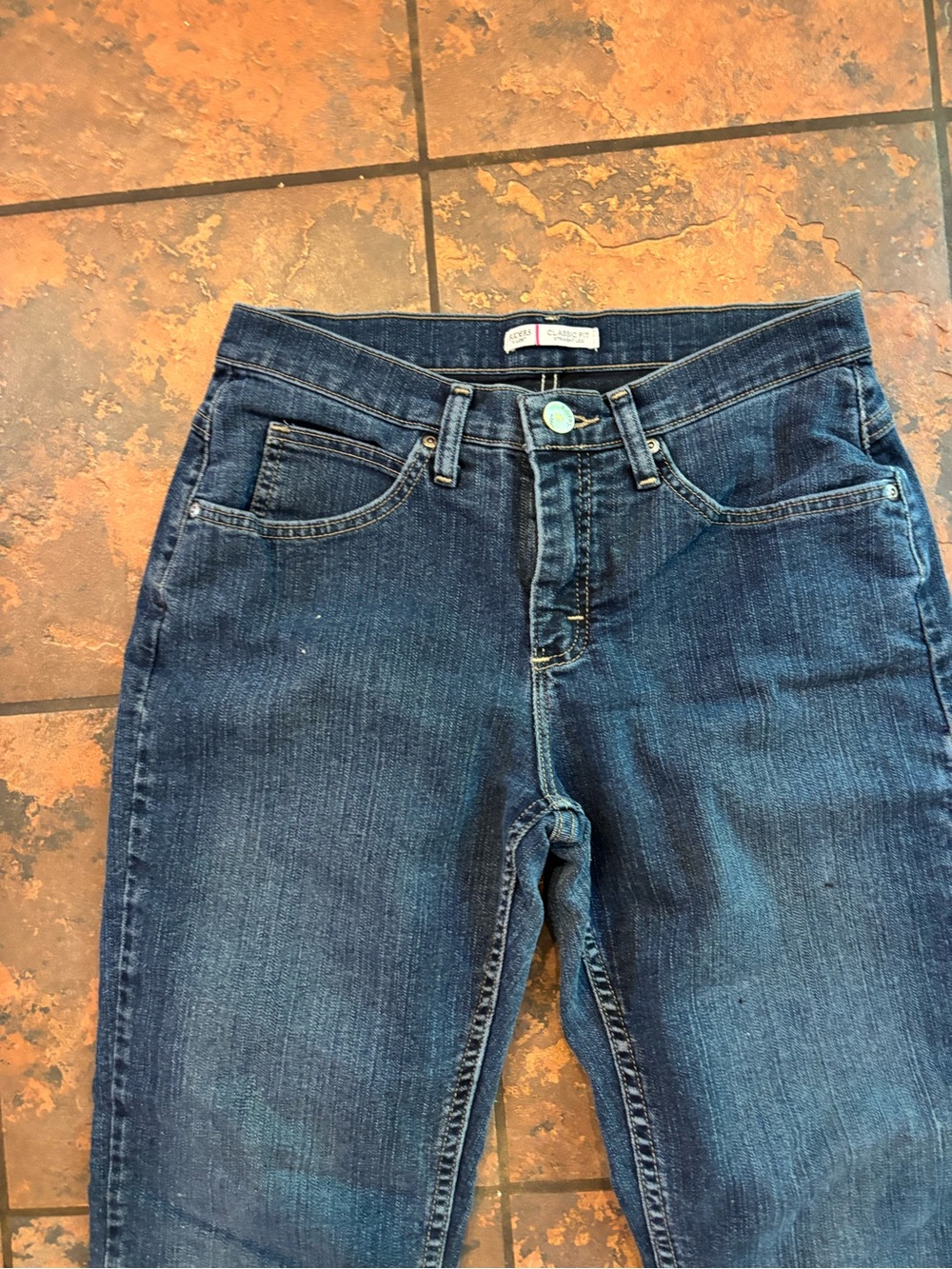 $3 SALE Lee Women's Dark Blue Straight Leg Jeans - Picture 2 of 5